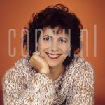 02-09-2000 Leonie Sazias at studio in Amsterdam.

[keywords]Posed, Headshot, Eyecontact, Smiling[/keywords]